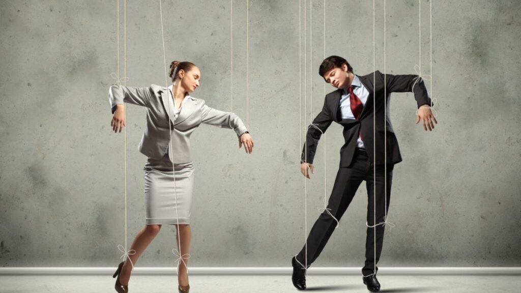 A imagem atual não possui texto alternativo. O nome do arquivo é: cropped-pessoas-controladoras-2.jpg